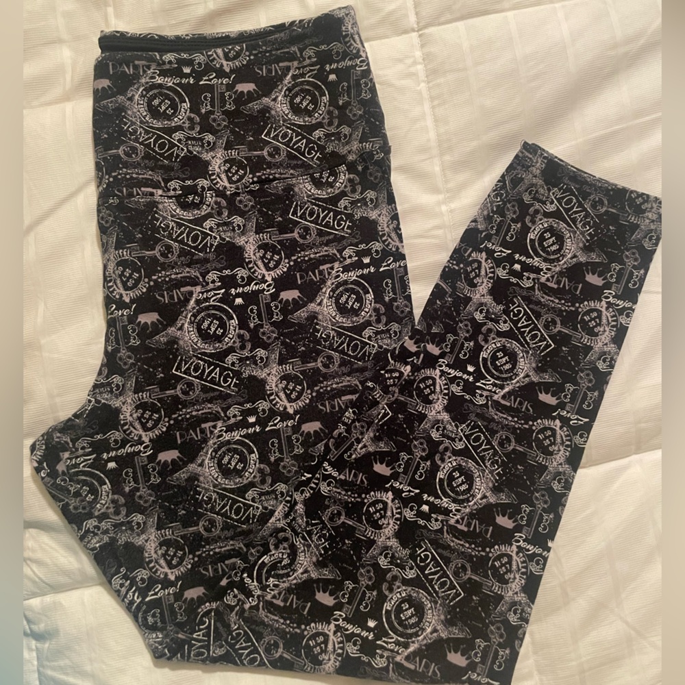Suave Black & White Leggings, Size L